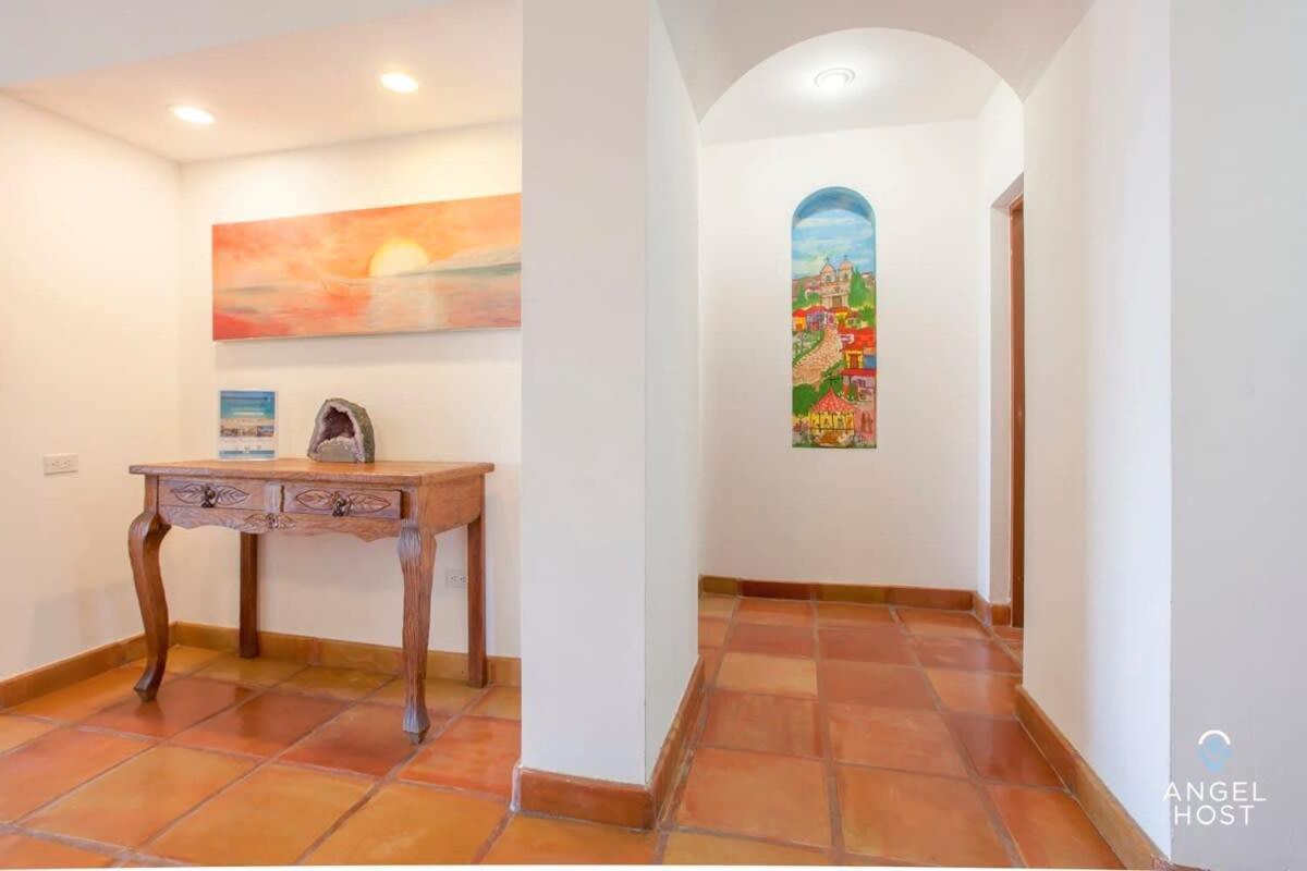Private Oceanview Balcony & Infinity Pool Onsite Βίλα La Paz Εξωτερικό φωτογραφία
